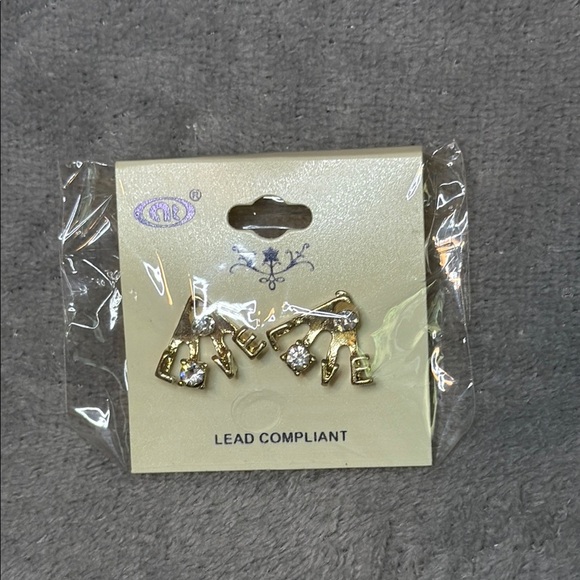 💛Chic Gold Tone Love Earrings w/Crystals/NIP💛 - Picture 1 of 3